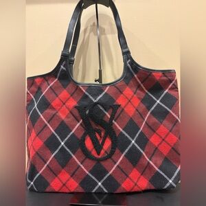 🍀Victoria’s Secret Red and Black Plaid Tote Bag